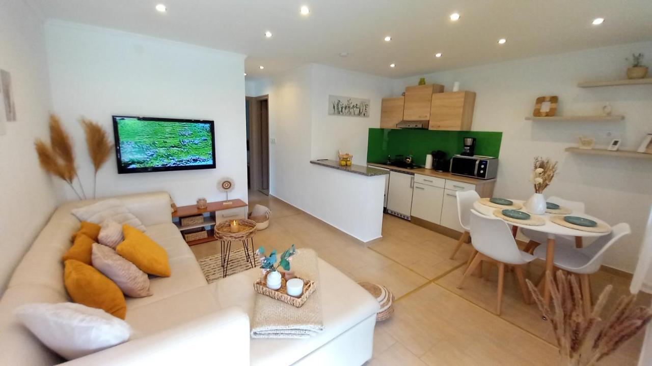 White Stone Apartman Hajdúszoboszló Esterno foto