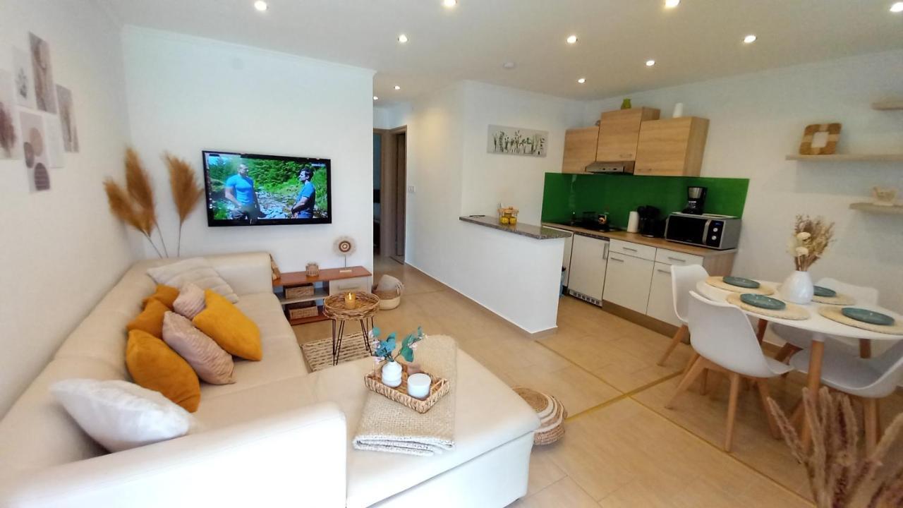 White Stone Apartman Hajdúszoboszló Esterno foto