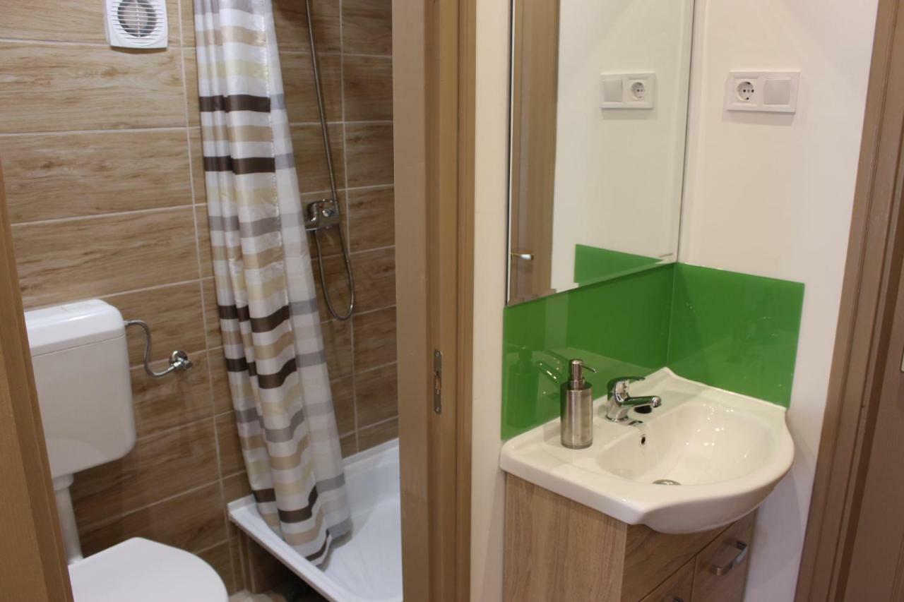 White Stone Apartman Hajdúszoboszló Esterno foto